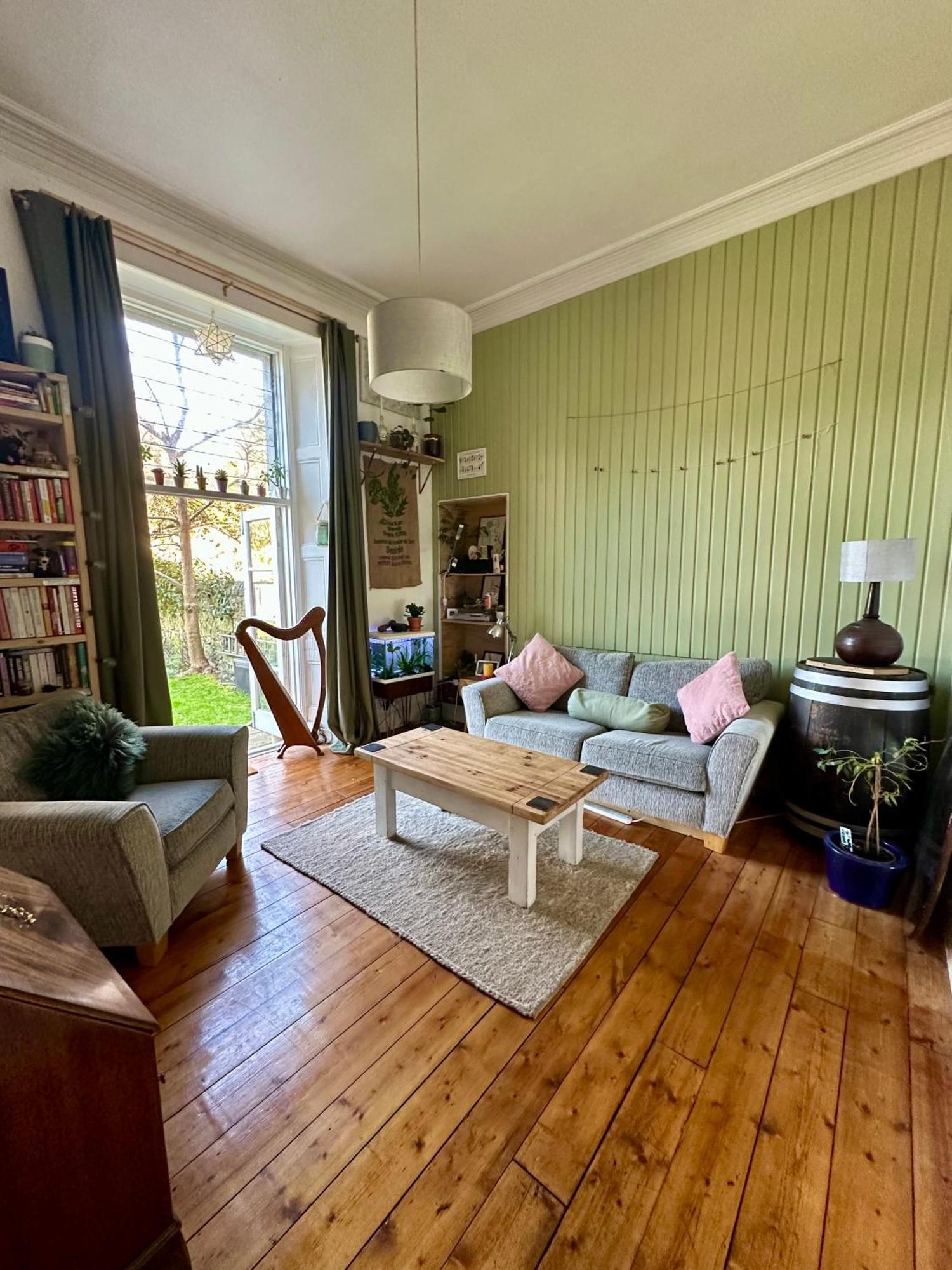 Quirky Apartment In Leith Edinburgh Exterior photo